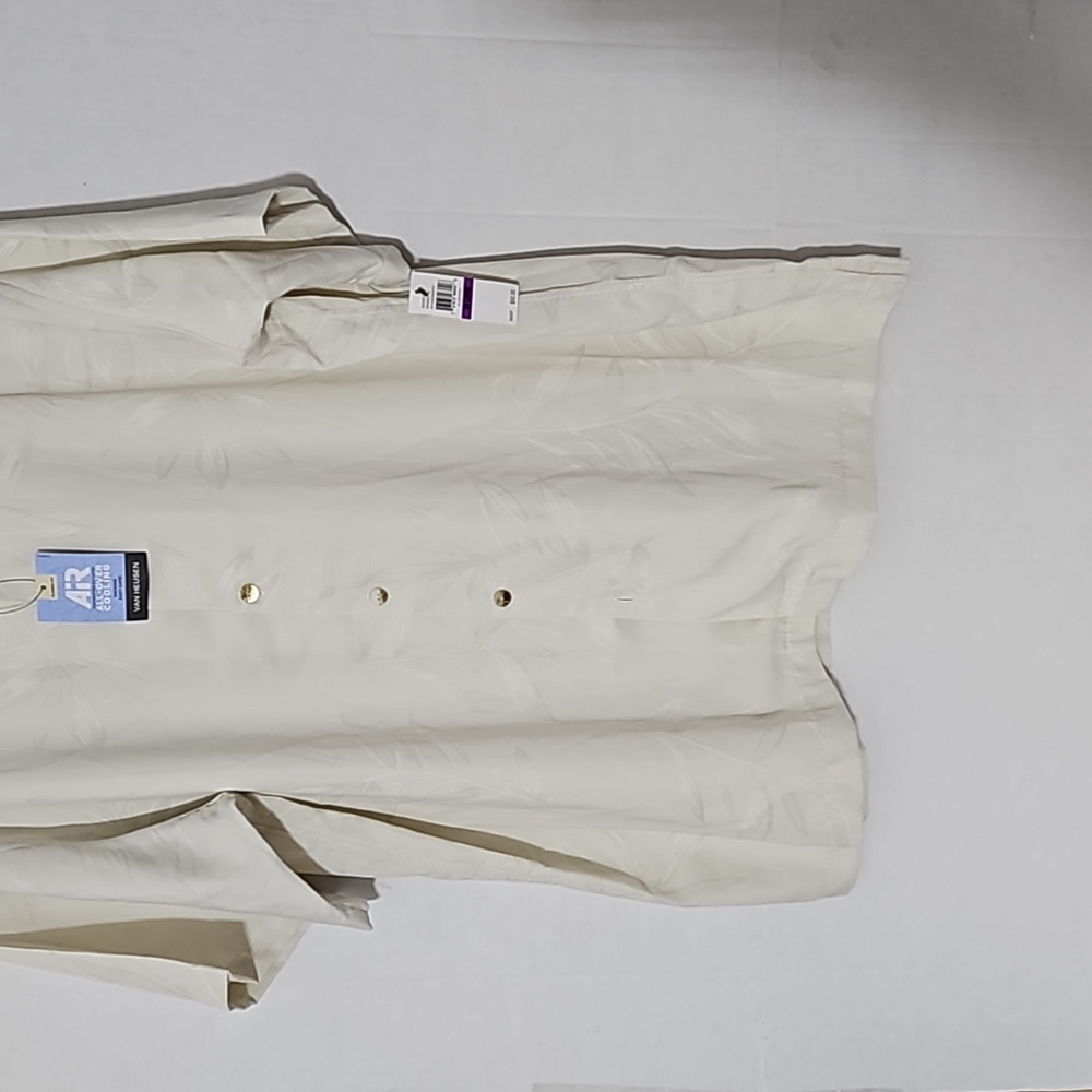 Van Heusen button down casual shirt. XXL - Picture 2 of 9